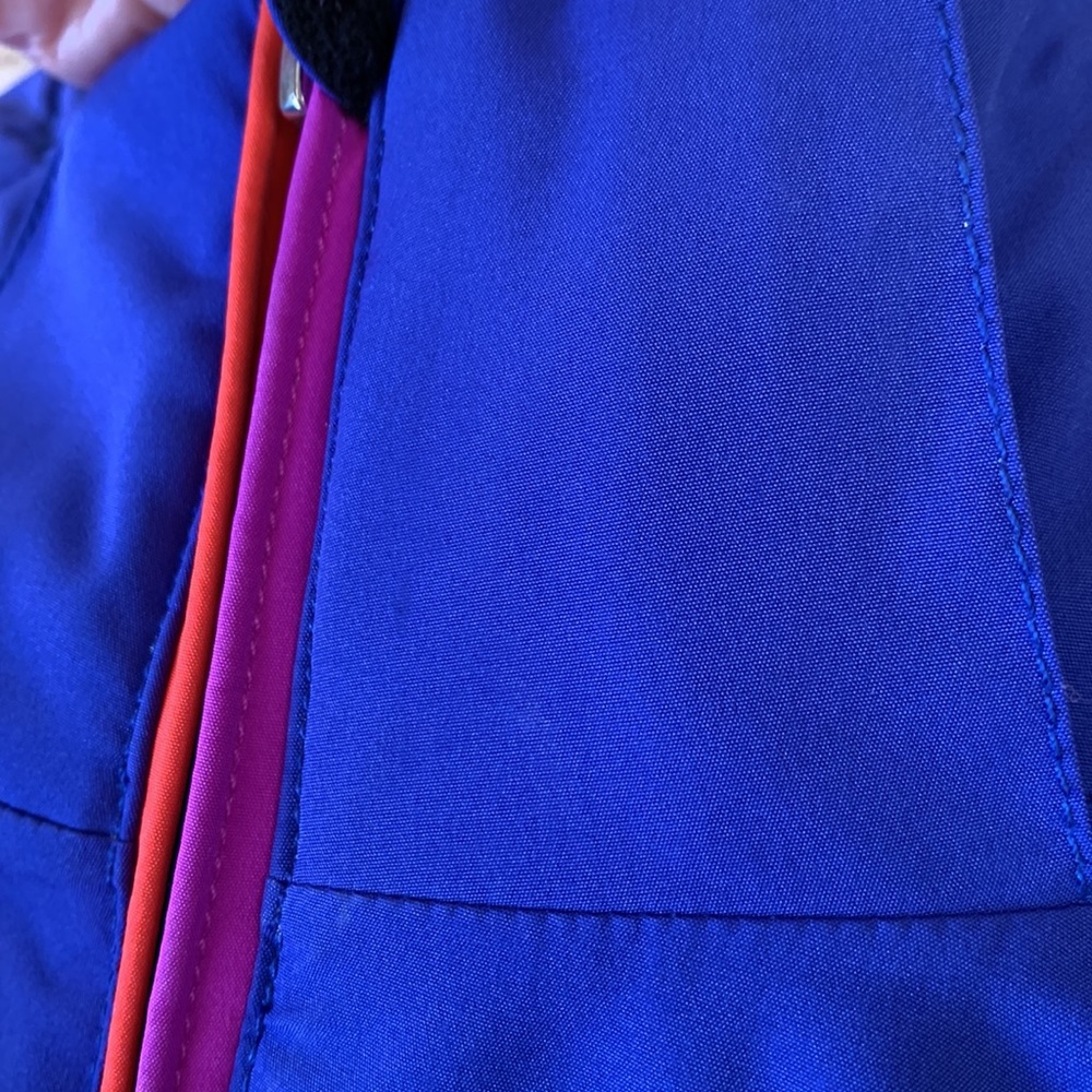 Sunice ski/snow warm jacket, girls size 12. Detachable hood, many features. - Picture 9 of 12